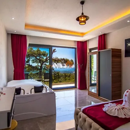 Deniz Ve Doga Manzarali Luks Islamlar Kalkan Villa