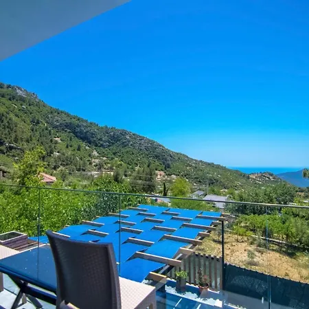 Deniz Ve Doga Manzarali Luks Islamlar Kalkan Villa Kas