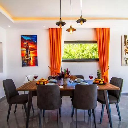 Willa Deniz Ve Doga Manzarali Luks Islamlar Kalkan Kaş
